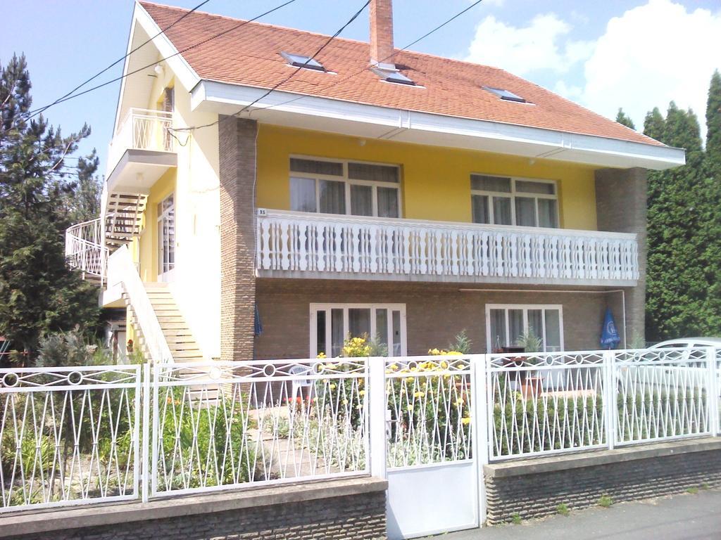 Napfeny Apartment Keszthely Bagian luar foto